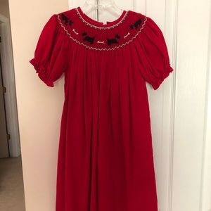 Like new girls Christmas dress. Size 4